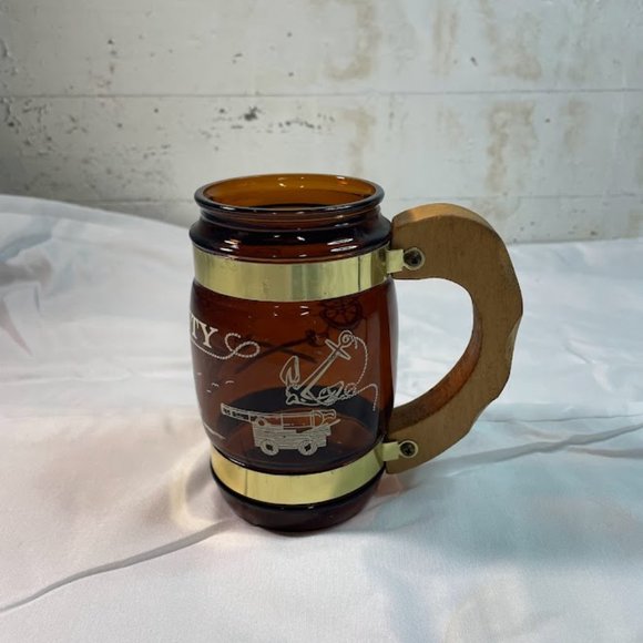 Amber Glass Mug Wood Handle Cup Siesta Ware The Bounty Pirate Vintage Retro - Picture 2 of 6